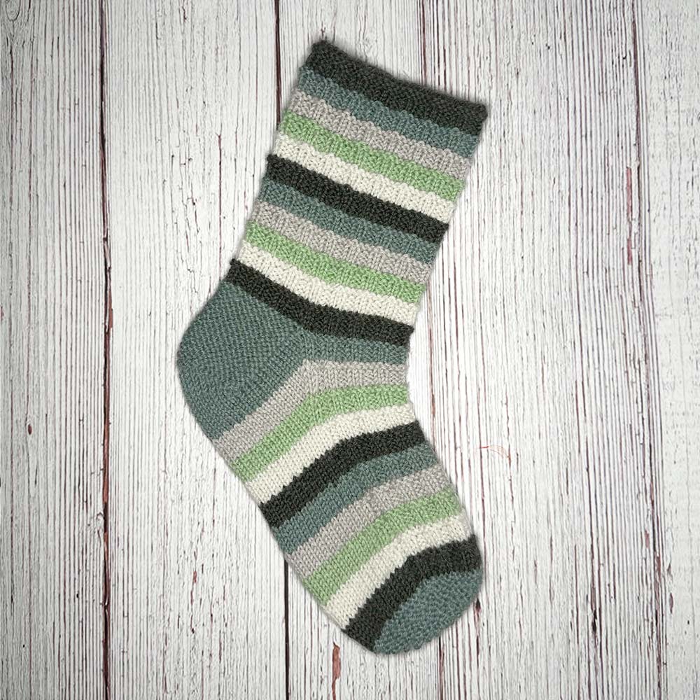 Frelsi socks knitting pattern