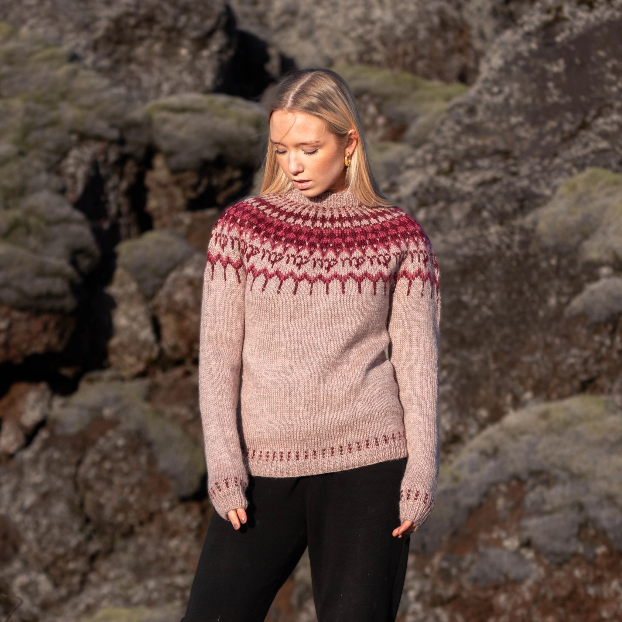 meyja_rj-002_patterned-sweater_knitting-pattern_prjonauppskrift4.jpeg
